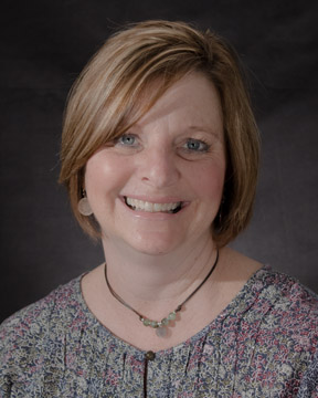 Jennifer Ross Headshot