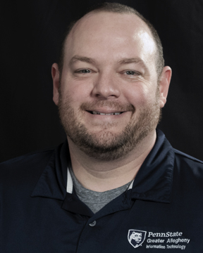 headshot of Stephen