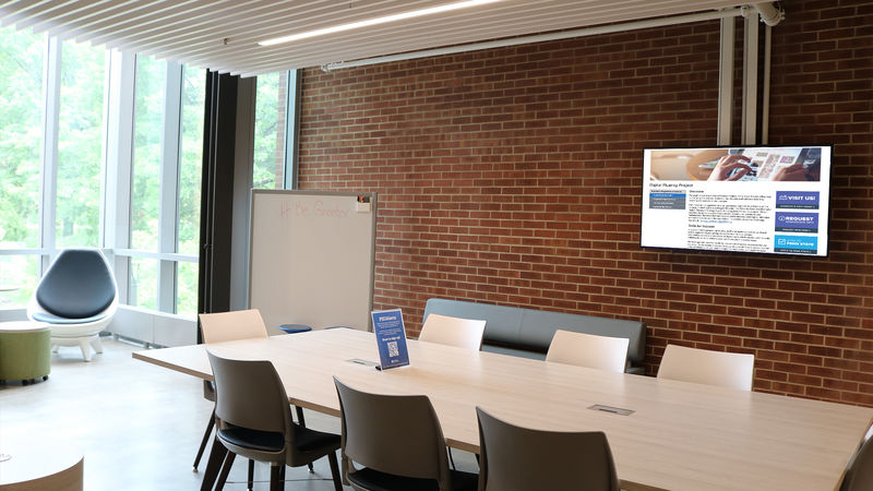 Renovated Collaborative Commons Area in Ostermayer Laboratory