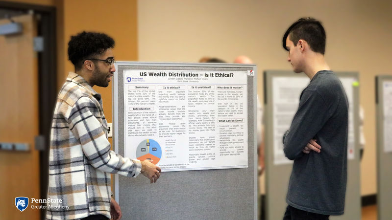 Students presenting at the Spring 2022 Research and Creativity Conference