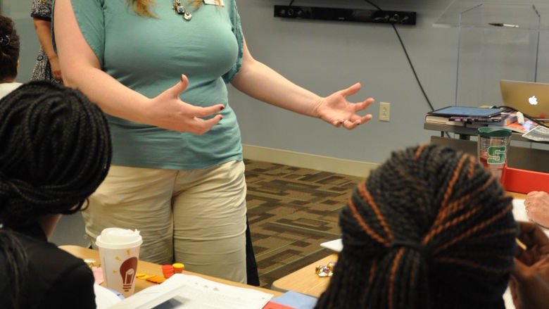 Beth Lindsey teaching